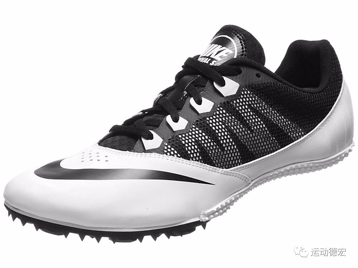 体育小知识熊猫体育官网——为什么运动场上要穿钉子鞋(图1)