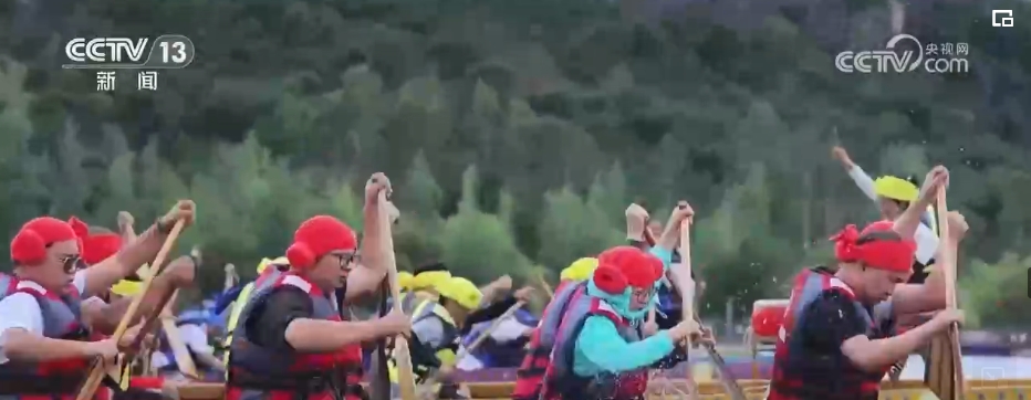 熊猫体育官网龙舟小知识 “金碧楼西衔得锦标第一归”“锦标赛”由赛龙舟得名(图2) 熊猫体育官网龙舟小知识 “金碧楼西衔得锦标第一归”“锦标赛”由赛龙舟得名(图2)