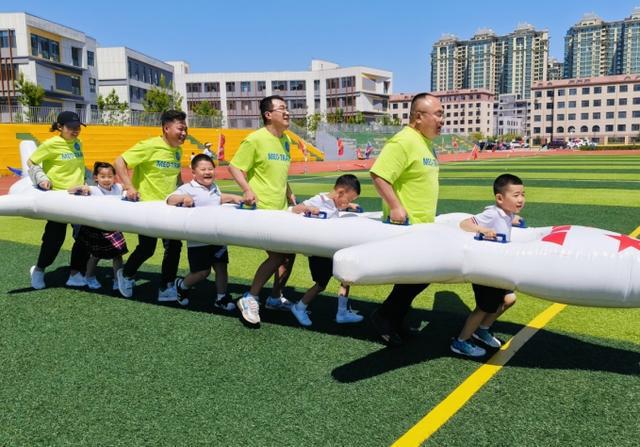 熊猫体育平台2024年吉林省“奔跑吧·少年”幼儿体育亲子运动会举办(图3)