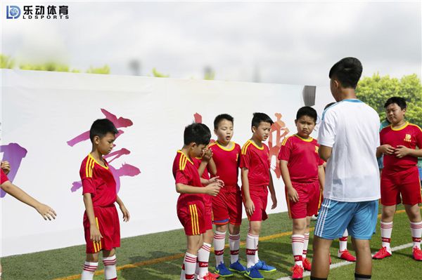 儿熊猫体育平台童体育培训更应规范乐动用专业助力儿童成长！(图2)