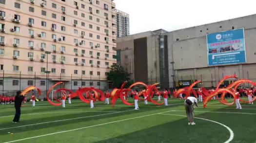 熊猫体育平台西安市新城区少年儿童体育学校获“全国群众先进单位”荣誉称号(图3)