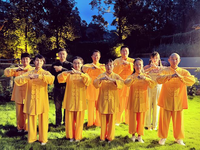 动静之熊猫体育官网间：飞熊农业太极研学之旅引领健康生活新风尚(图8)