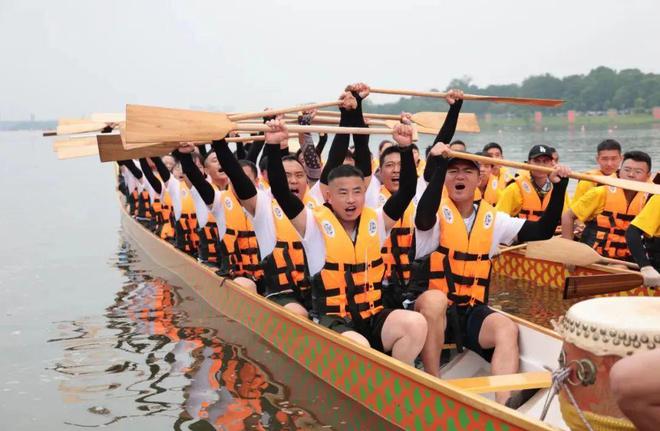 熊猫体育官网“城投·国资杯”六安市第十届龙舟赛开赛在即这些赛龙舟小知识你知道多少?(图6) 熊猫体育官网“城投·国资杯”六安市第十届龙舟赛开赛在即这些赛龙舟小知识你知道多少?(图6)