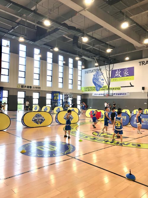 SugarSwan糖天鹅与聚星体育强强熊猫体育官网联合共筑儿童全面发展新篇章(图5)