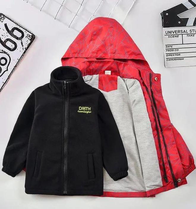 熊猫体育平台一件穿三季！儿童三合一冲锋衣89元防风防水内胆可拆(图12)