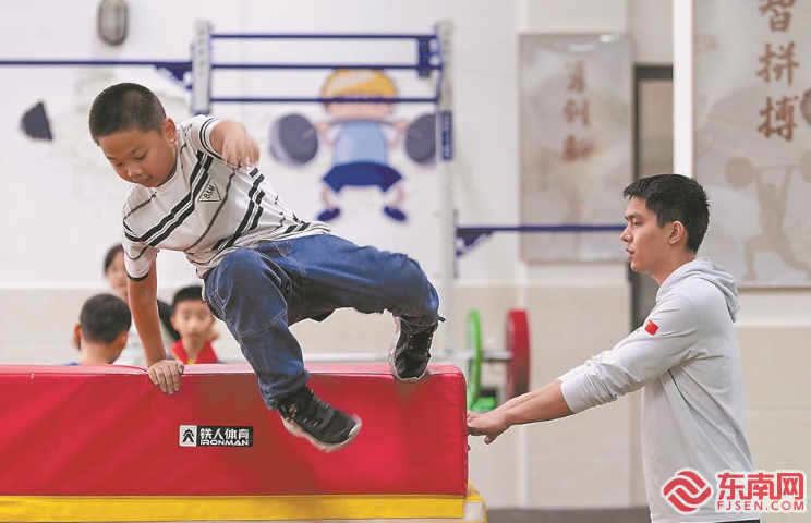 熊猫体育官网深读 让“体”“教”真正融在一起(图1)